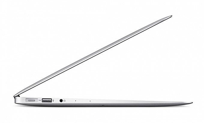 Apple Macbook Air 13.3 Inches 8GB RAM 256GB