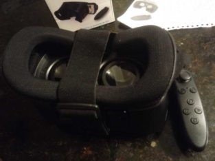 virtual reality headset and remote