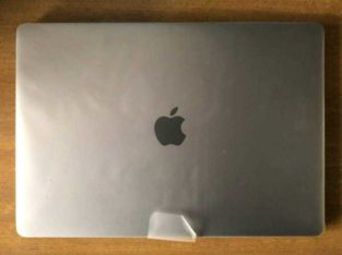 NEW Apple MacBook Pro – still wrapped,