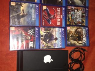 PS4 with 9 games and one controller
