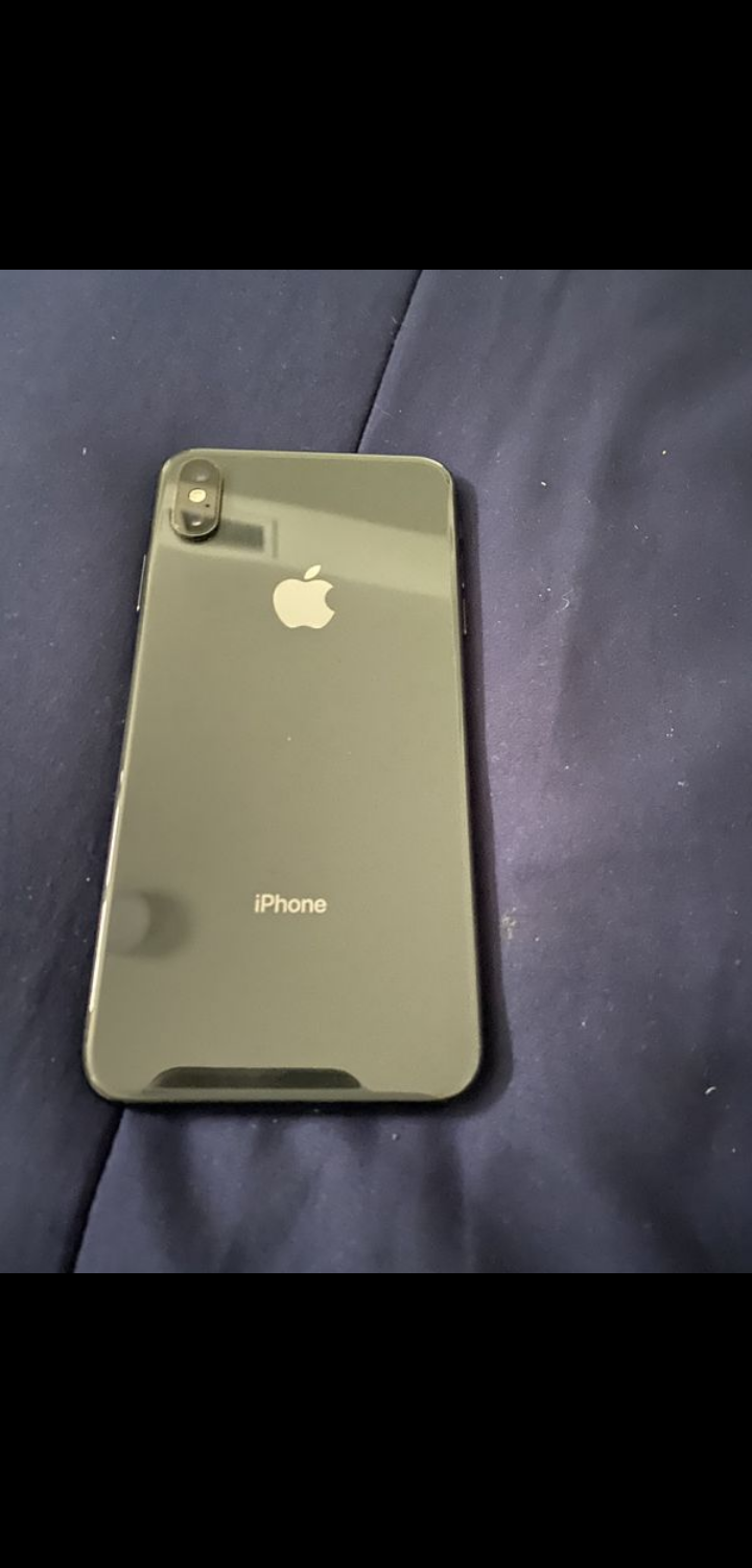 iPhone Xs Max 64GB – HollySale USA Classified, Buy Sell Shop Used Item Free