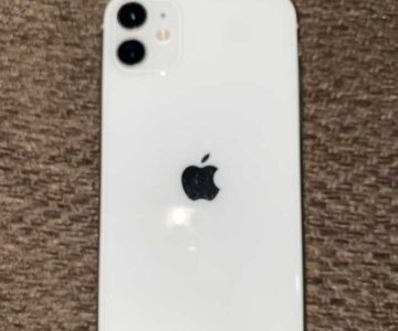 IPHONE 11 silver