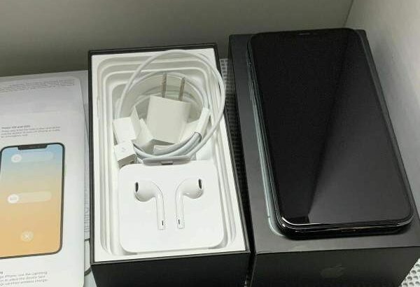 Apple iPhone 11 Pro Max 256GB Space Gray Unlocked