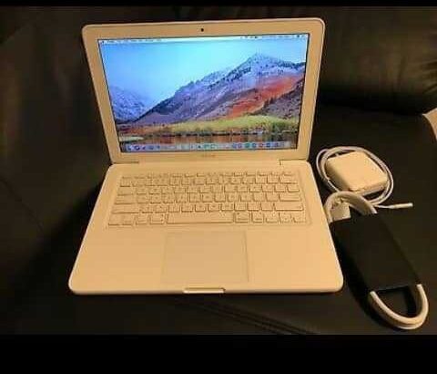 Apple MacBook White 13″ MC516LL/A 250GB HDD Intel 2.40GHz 4GB LATEST MAC OS 2017