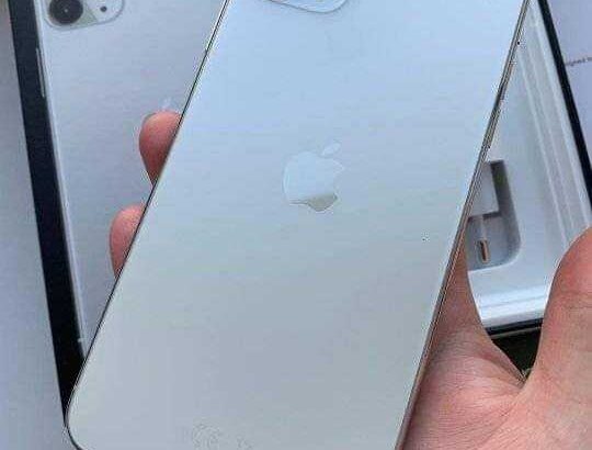 brand new iPhone 11 promax 64 gb