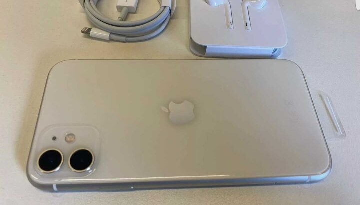 Apple iPhone 11 – 64GB – White (Unlocked) Smartphone NEW!!