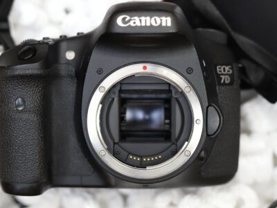 Canon EOS 7D 18.0 MP Digital SLR Camera