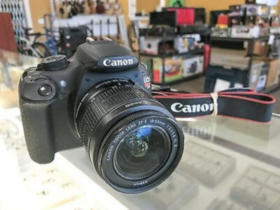 MINT Canon Rebel T5 SLR Camera w/ EF-S 18-55mm IS