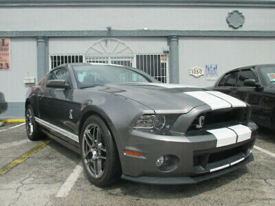 2013 Ford Mustang SHELBY GT500.