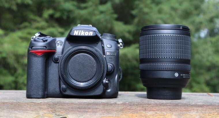 Nikon DSLR Camera with Lens D7000