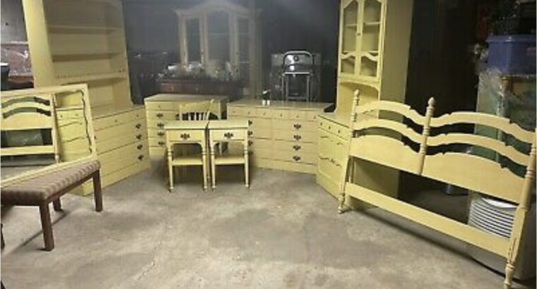 Vintage Ethan Allen Bedroom Suite