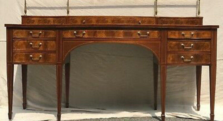 20TH C FEDERAL ANTIQUE STYLE BAKER SIDEBOARD IN MA