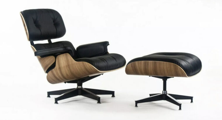 2021 Herman Miller Eames Lounge Chair and Ottoman