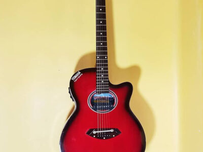 Yamaha guitar