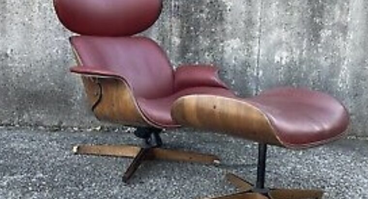 Vintage Plycraft “VIP” Lounge Chair by George Mulh