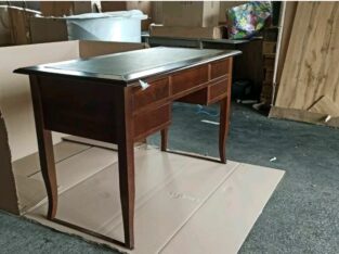 Secretary Desk 1135 with Insert Leather Finished