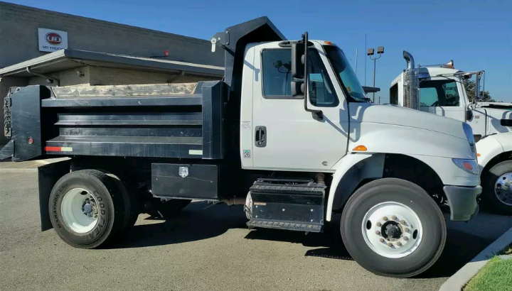 2019 Inter 10t dump truck 26k GVW-Cummins