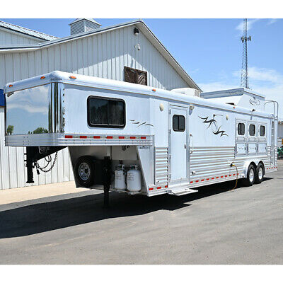 Horse Trailer Specs 2009 year model Manufactured