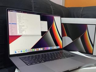 Apple laptop MacBook Pro 2022