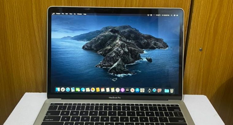 Used Macbook Pro 2017 Corei5 128gb Ssd & 8gigs of