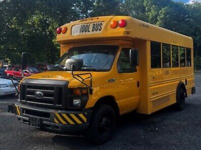 2010 FORD E-450 MINI School Bus – 6.0 Powerstroke