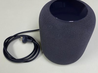 Apple Homepod speaker