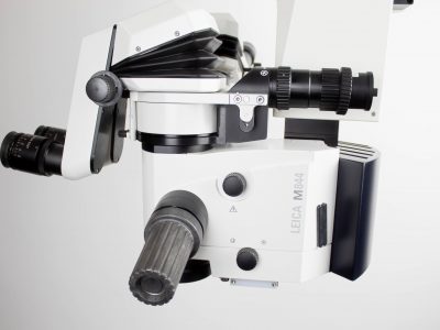 Leica M844 Surgical Microscope with F40 Stand